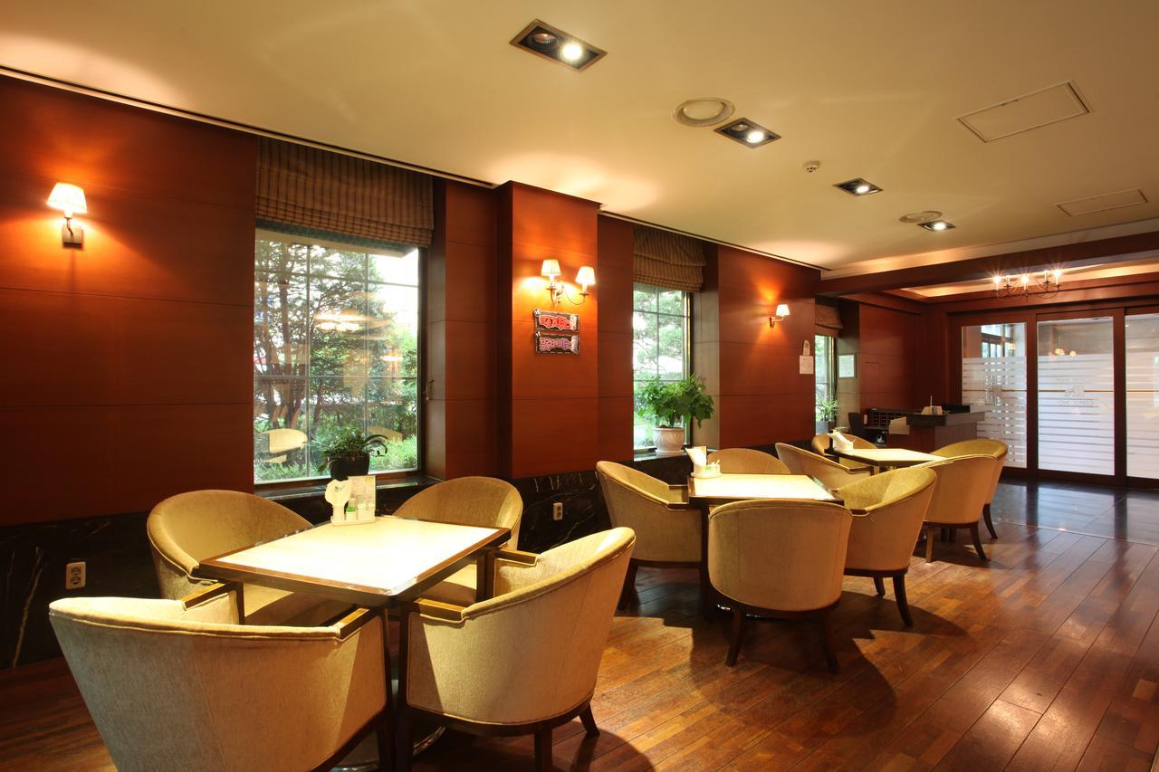 Karak Tourist Hotel Seoul Exterior foto
